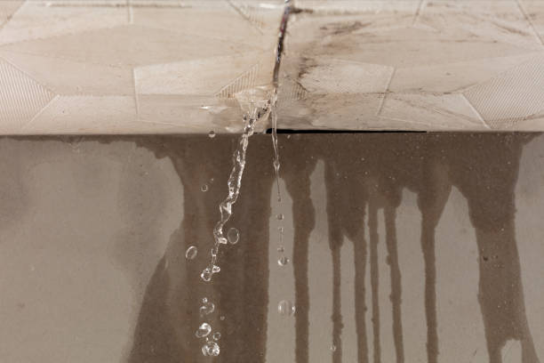 Professional Burst Pipe Cleanup technician working in Colcord, OK